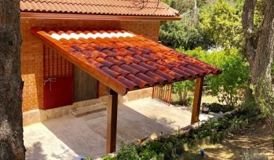 Crea techos para pérgolas de ensueño con tejas plásticas RoofEco.